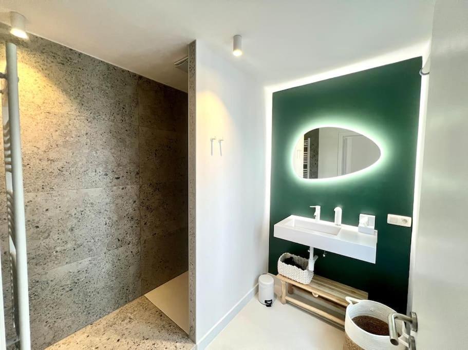 Duplex Chic Et Spacieux - Hypercentre Liegi Esterno foto