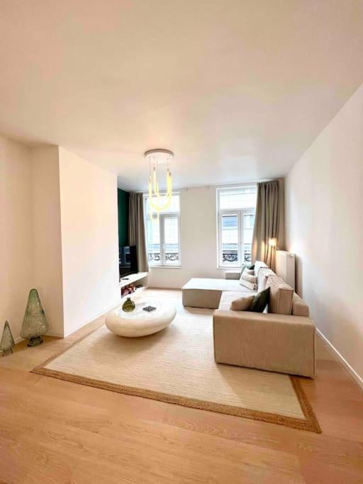 Duplex Chic Et Spacieux - Hypercentre Liegi Esterno foto